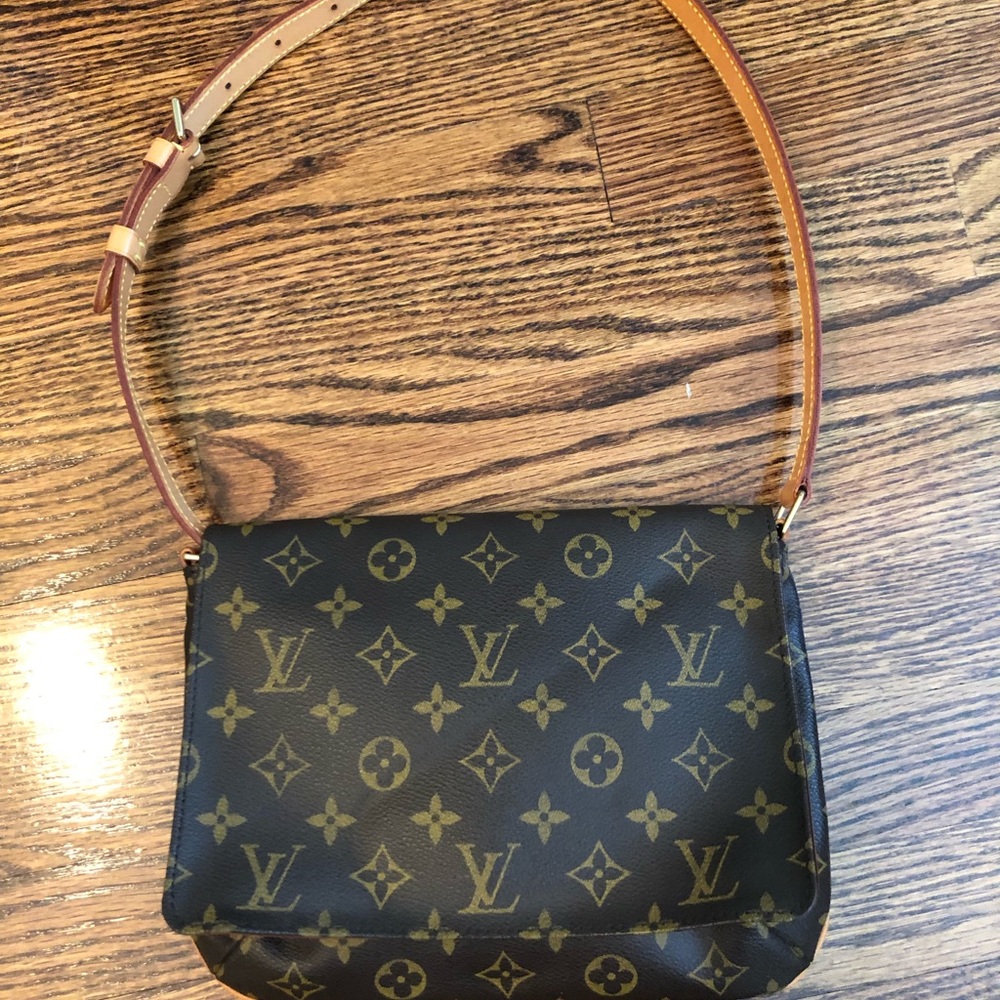 Authentic Louis Vuitton Musette Tango Monogram Bag